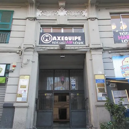 Nell'antico Palazzo Salsi Апартаменты Неаполь
